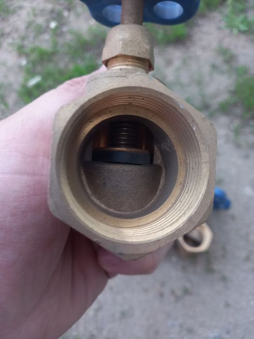 Вентиль латунный