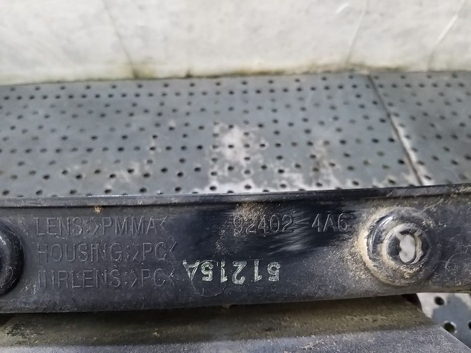 Stop tripla lampa dreapta aripa hyundai h-1 924024a6