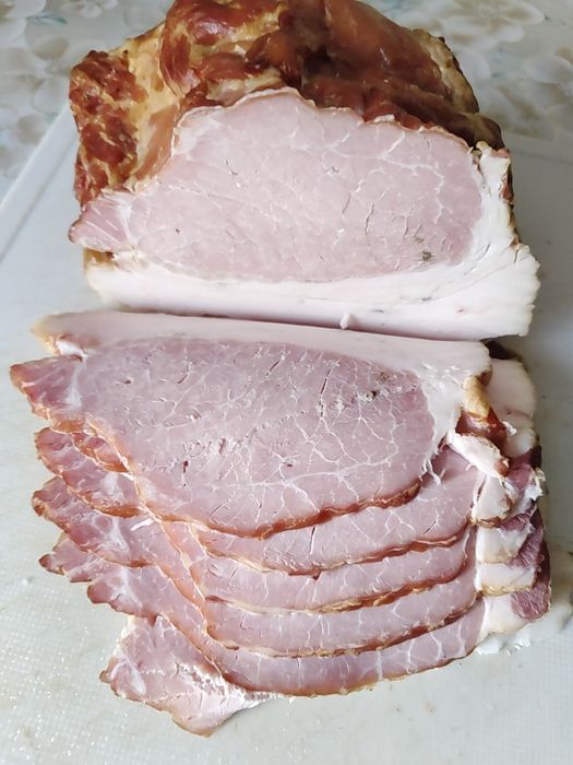 Мясо горячего копчения.