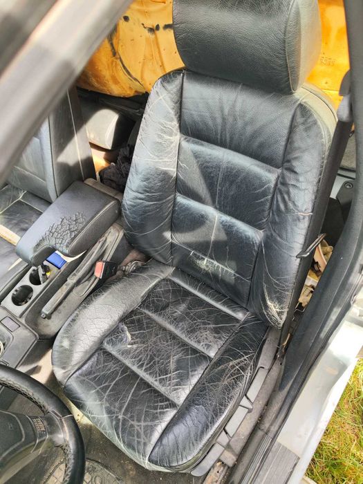BMW E36 Кожен салон със забележки БМВ Е36 КОМБИ Пловдив