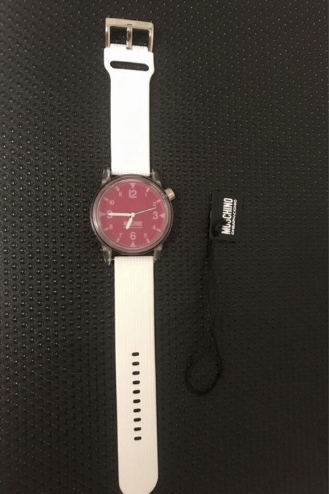 часы наручные Moshino оригинал