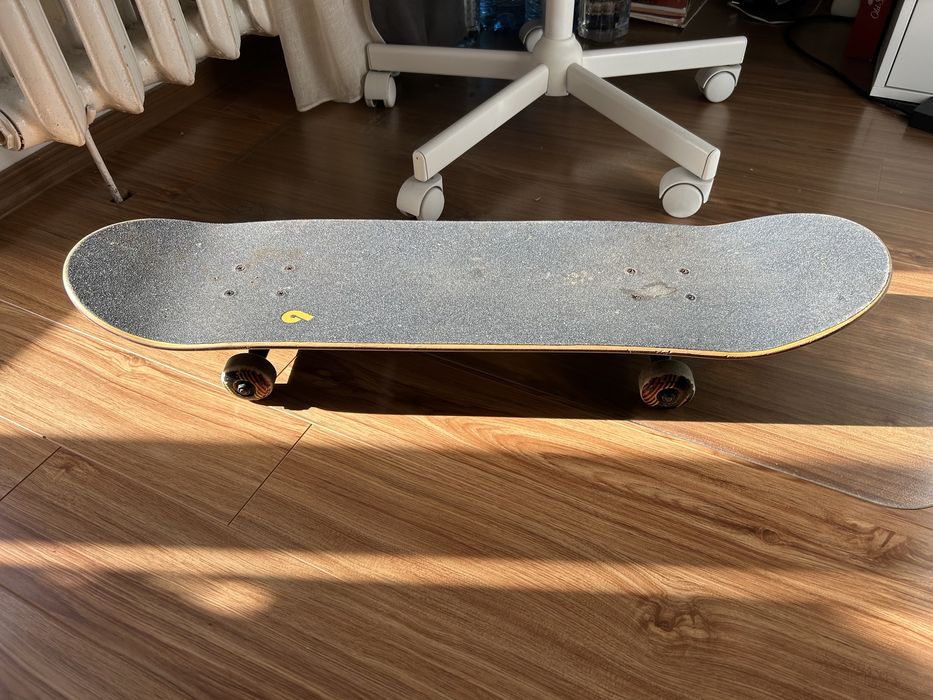 Skateboard Birdhouse