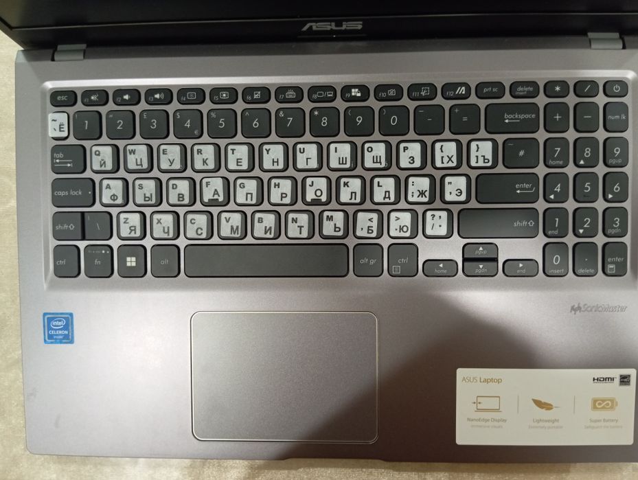 ASUS noutbook sotiladi yaxshi holatda
