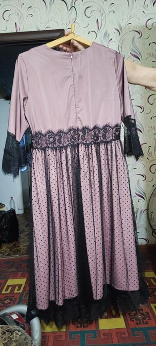 Продам платья 50-52 р