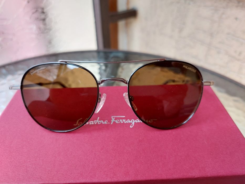 Salvatore Ferragamo; Ana Hickmann-слънчеви очила