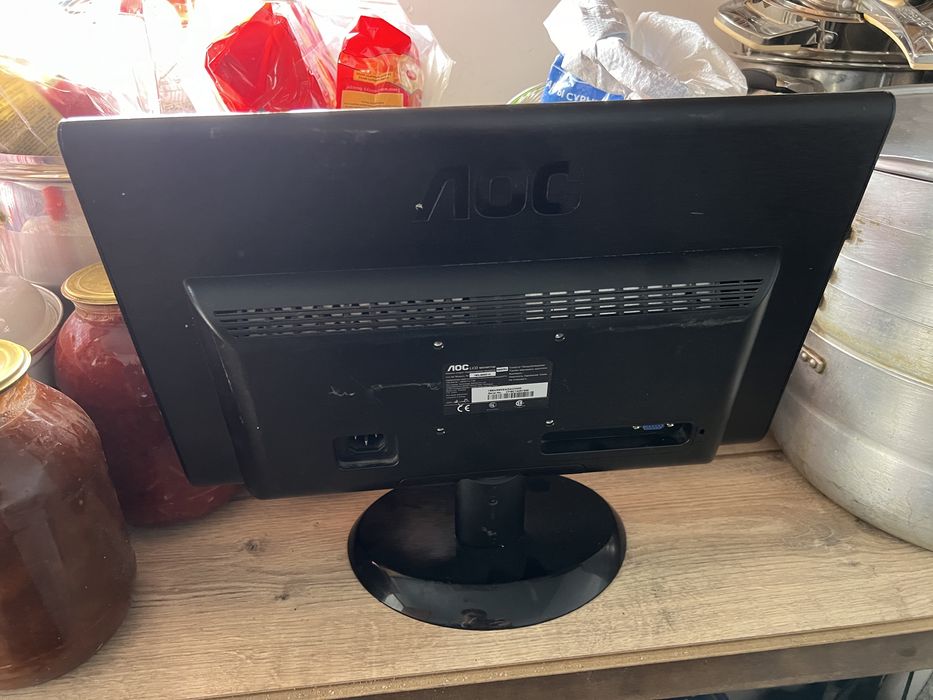 LCD Монитор AOC….