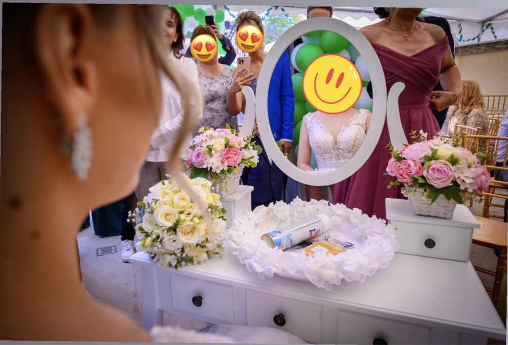 manechin dama/barbat - panou floral- masuta cu oglinda