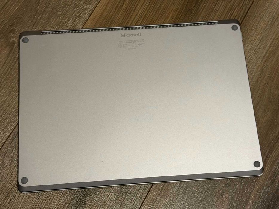 Microsoft Surface laptop 4 i5-1145G7/8RAM/256SSD/Iris XE/QHD Touch