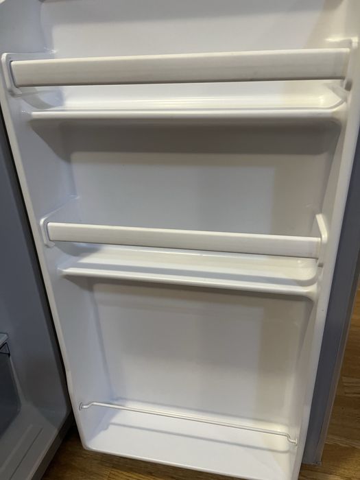 Хладилник CROWN Df 120L