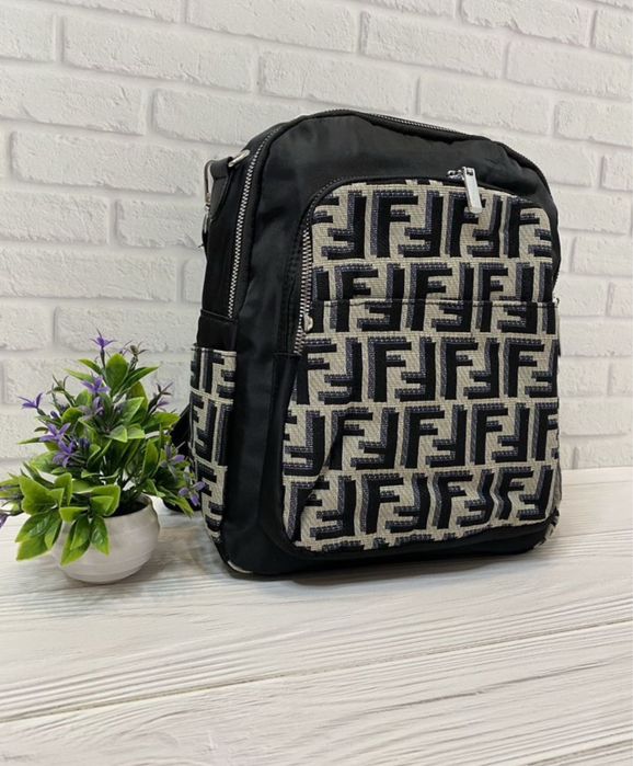 Рюкзак женский Fendi