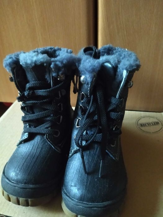 Ботинки зима, размер 23