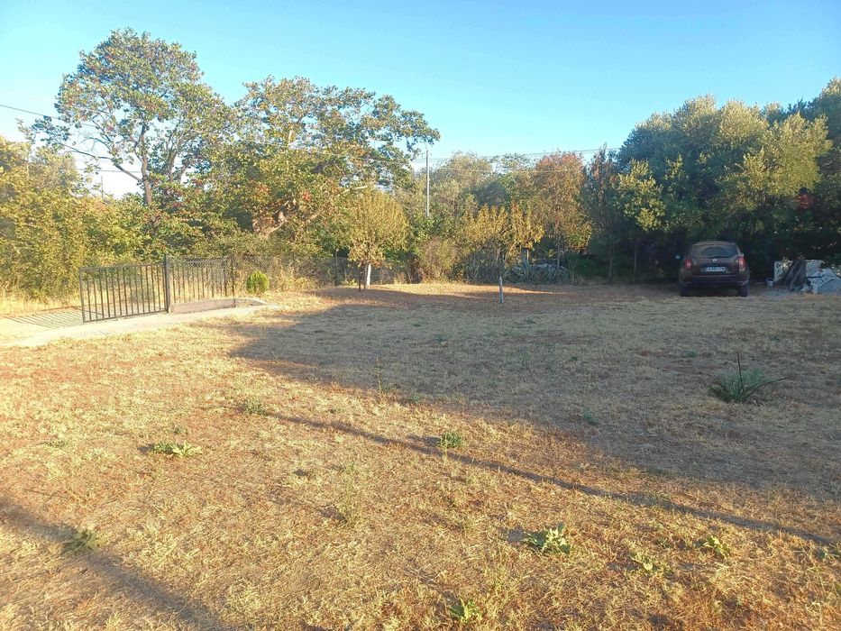 Продава Бизнес парцел 1000м2 с къща 50м2 до морето Неа Кердилия,Гърция