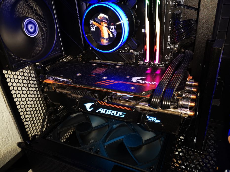 Видео карта gtx 1080 TI  11gb