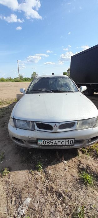 Продам машину срочно