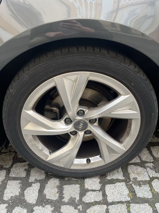 Vand 2 anvelope 2019 vara Bridgestone 245/40/R18