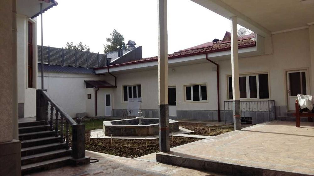 Продаю дом около метро Буюк ипак йули (рядом ул.Никитина)