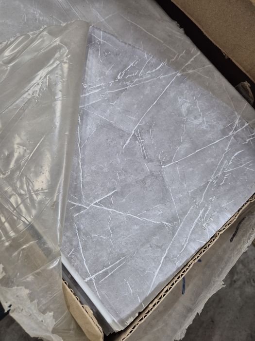 Панели ПВХ серого цвета