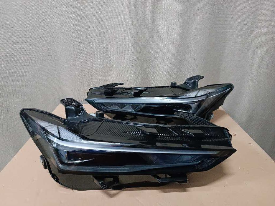 Фара правая (RH) Changan UNI-V 2022+ Jorden
