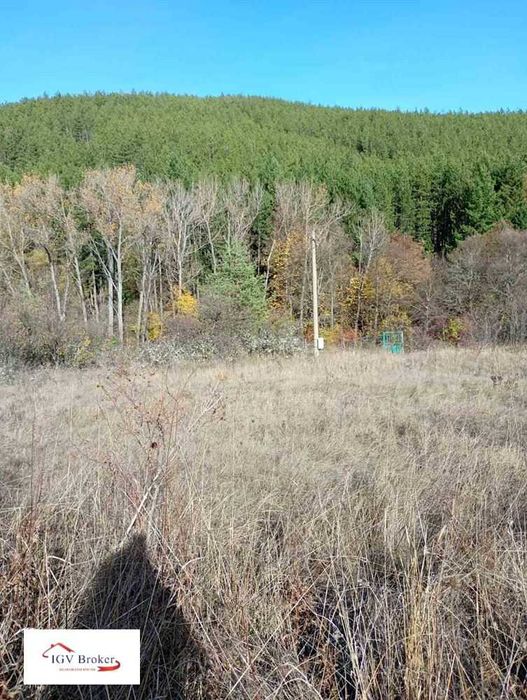 Продава парцел в с. Клисура, гр. Банкя