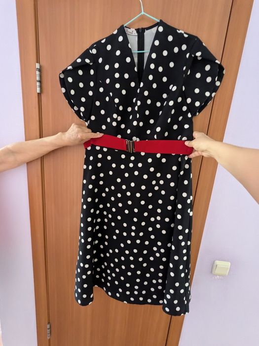 Продам женское платье
