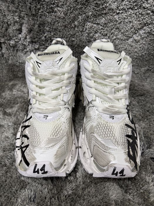 Balenciaga Runner Graffiti White/Black