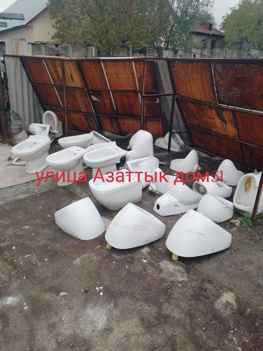 Улица Азаттык дом51  Продам биде,писюар.