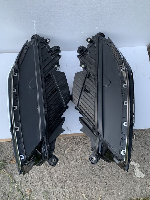 Set far stanga dreapta VW Touareg 3 CR Full LED 2018-2021 Originale Eu
