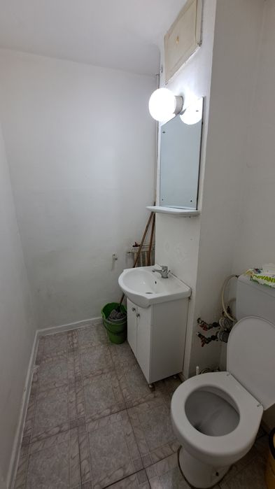 Apartament  3 camere decomandat foarte spațios 2 grupuri sanitare