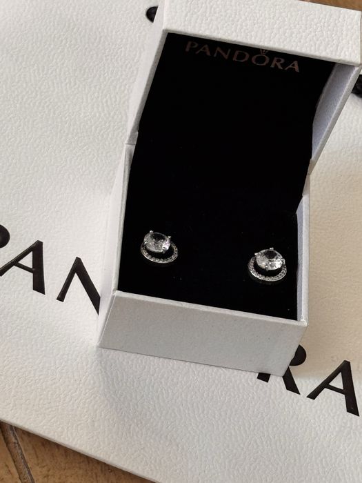 Пандора обеци Pandora