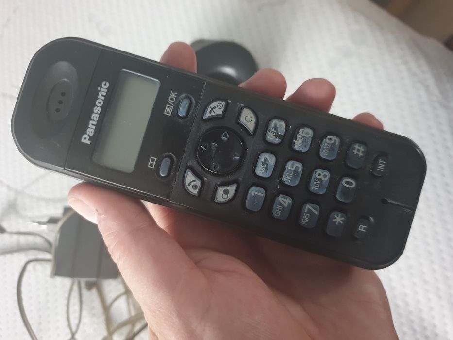 Стационарен телефон със слушалка Панасоник