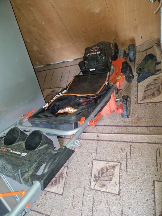 Косачки едната е почти нова, другата може  и за части.