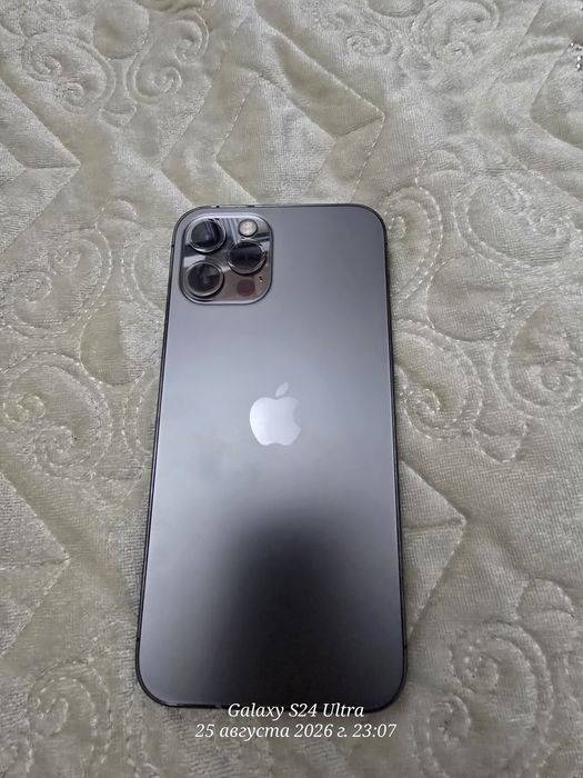 Продам Iphone 12 pro