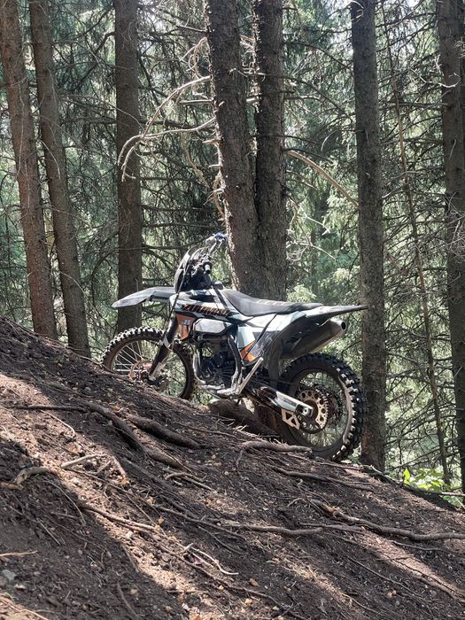 Продам zuumav s8