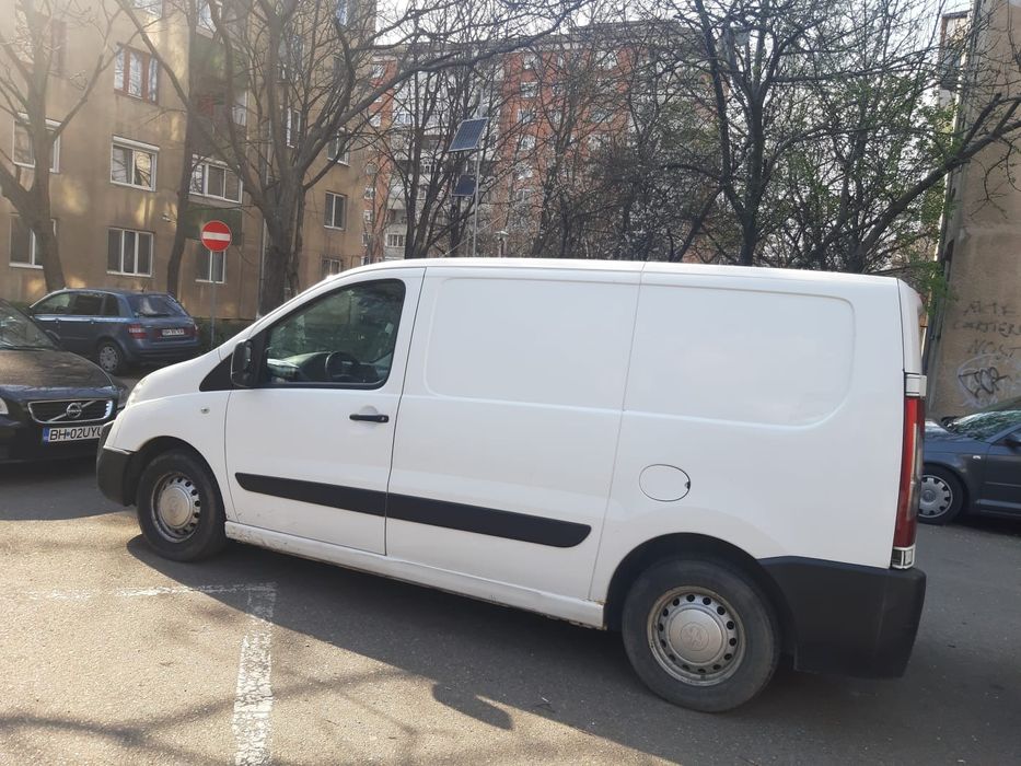 Autoutilitara de vânzare