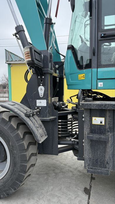 BARYS 960 фронтальный погрузчик!!!