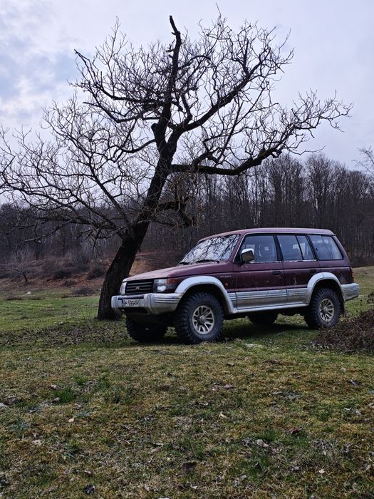Vând Mitsubishi Pajero an 1993