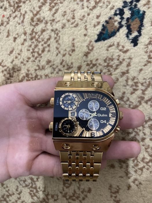 Наручные часы Oulm 9315