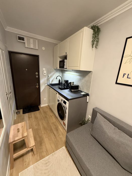 Inchiriez garsoniera zona Kaufland Lidl Tractorul Coresi Brasov