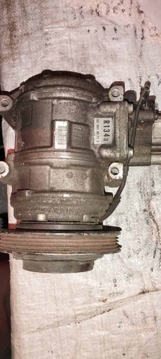 Продам компрессор кондиционера