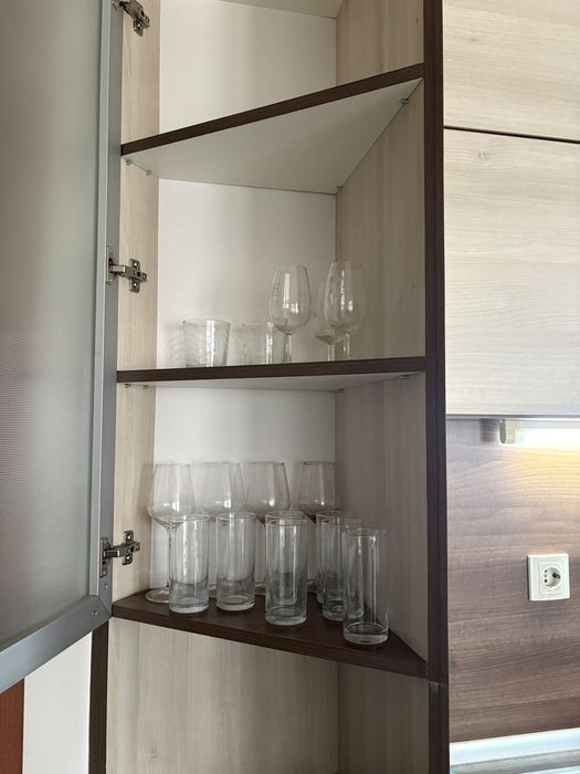 Кухня + вградена фурна