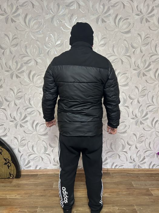Продам куртку адидас
