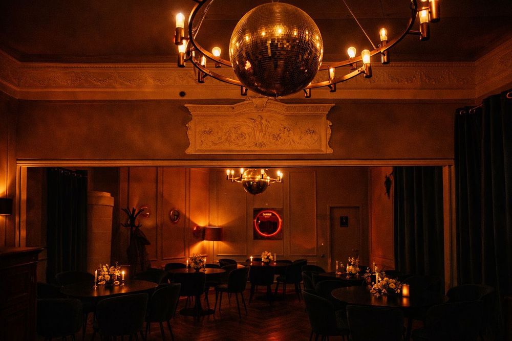 Majorate în Vilă Elegantă, Design Modern, Zonă Centrală | VIA Shoteria