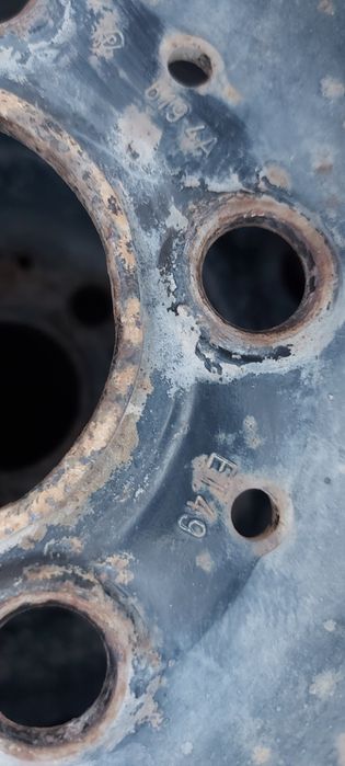 Продам диски на машину