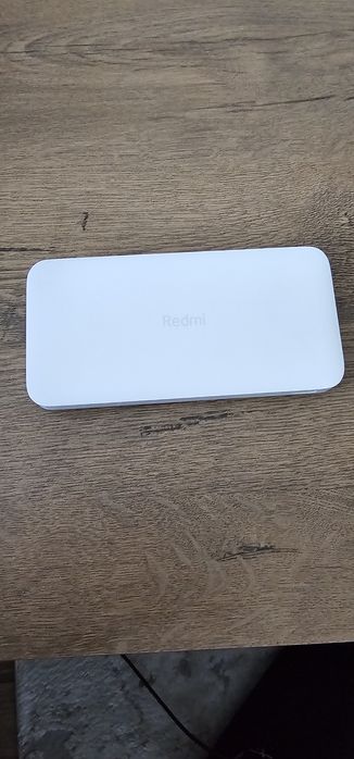 Vand baterii portabile Samsung si Xiaomi  Redmi de 10 000 mh