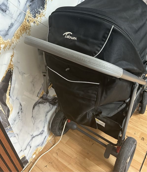 Детская коляска