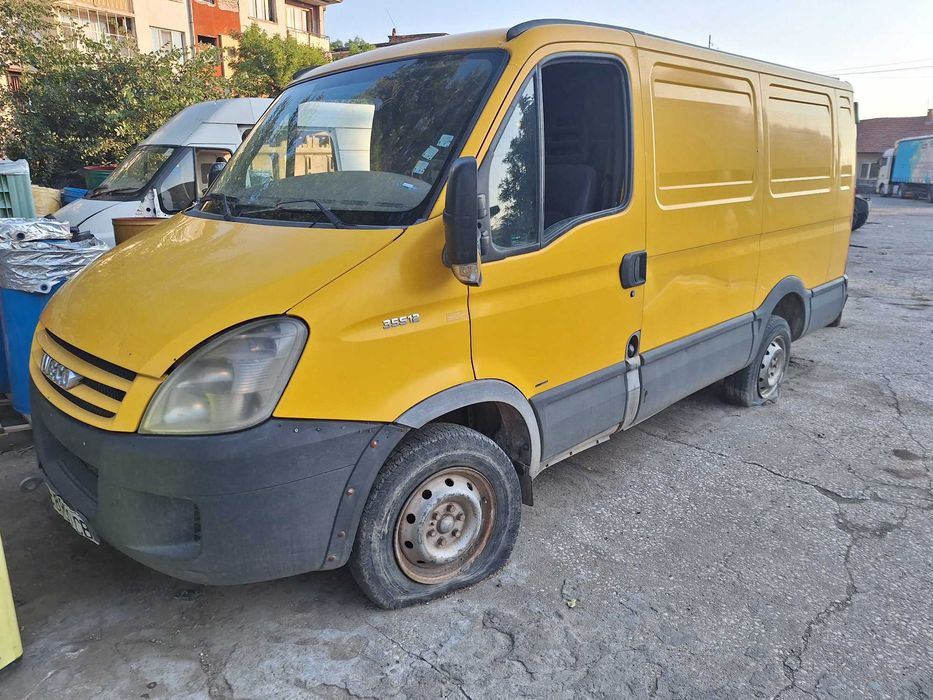 Бус Iveco Daily на части