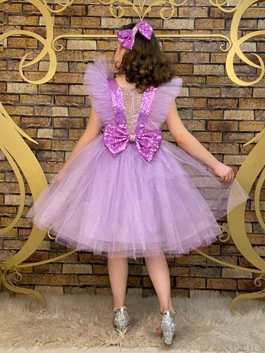 Платье пышное фатиновые