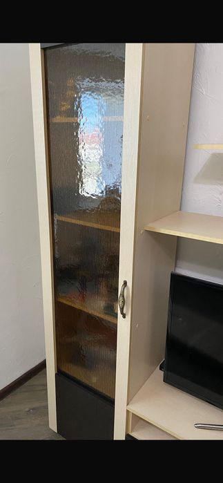 Продам шкаф ( стенка ) под телевизор