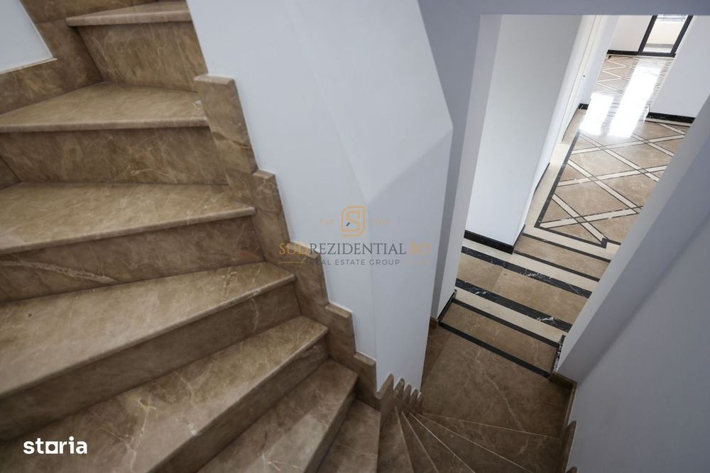 Apartament tip duplex, ideal birouri, 7 camere, Zona Parcul Carol