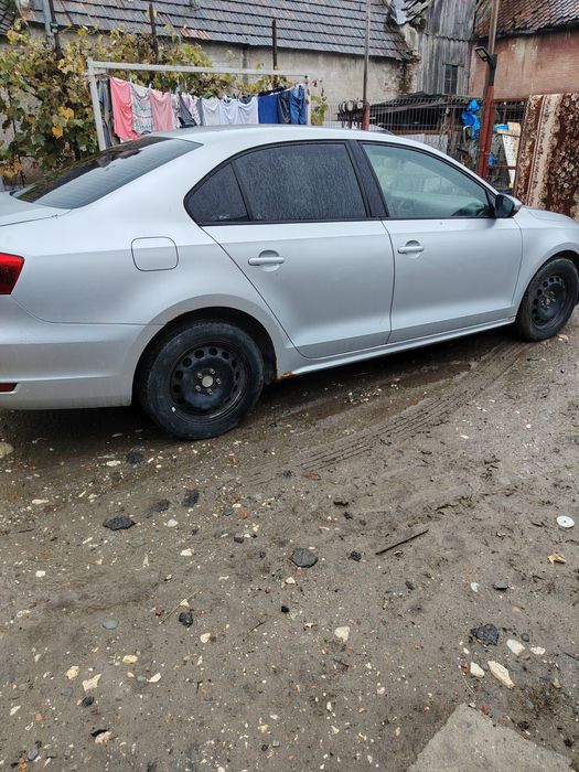 VOLKSWAGEN Jetta 2011 — imagine 5